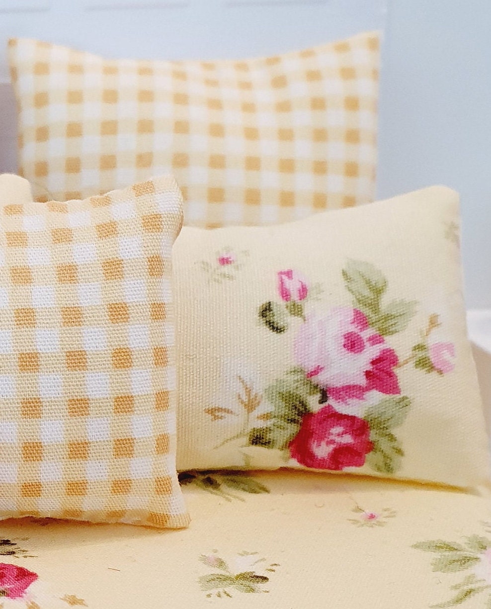Dolls house 7 piece set, Double bedding, pretty spring yellow flower set, 12th scale bedding, miniature bed set