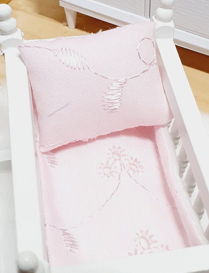 Dolls House Crib Bedding – Pink Floral Leaf Design, Handmade in England, 1:12 Scale