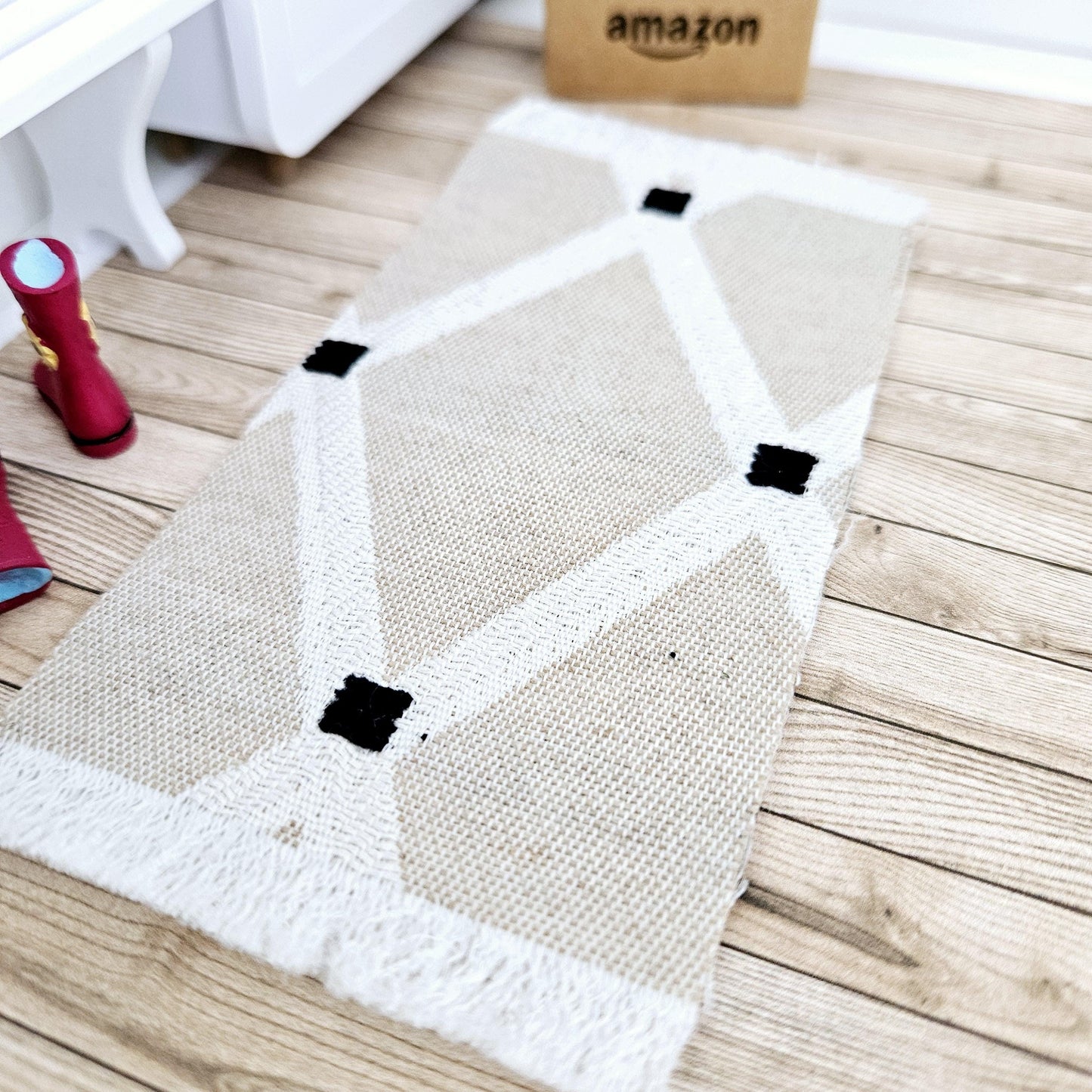 Dolls House Beige Pattern Rug / Runner | Linen Rug | 1:12th Scale | Miniature Rug