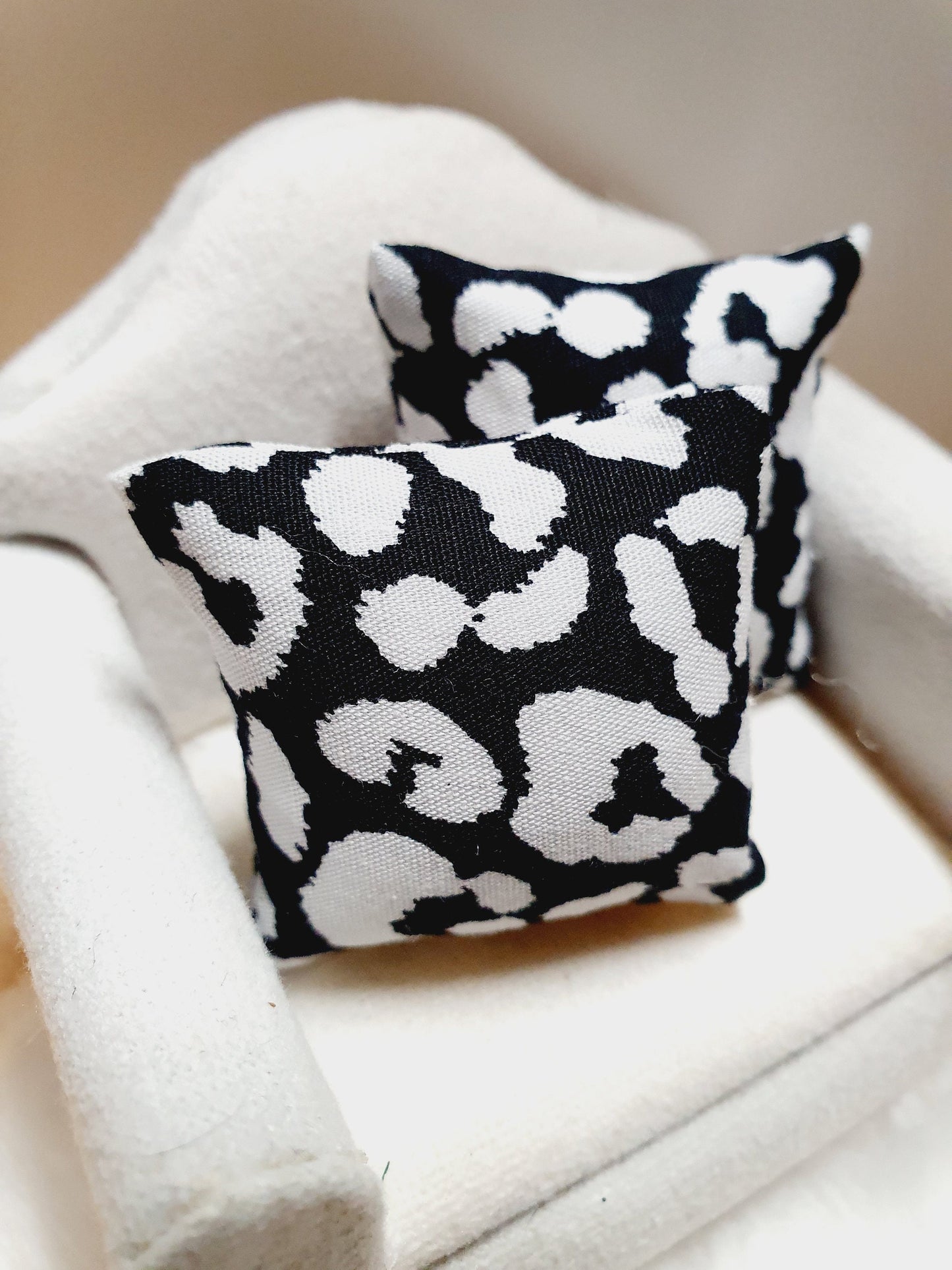 SALE!! Dolls house 2x Animal Print cushions, Choice of colours , 12th scale cushions, miniature cushions