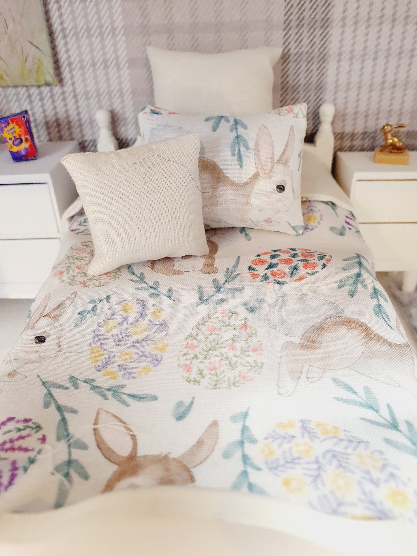 Dolls House Easter Bunny Bedding Set – 4-Piece Single, 1:12 Scale Miniature Bed Set