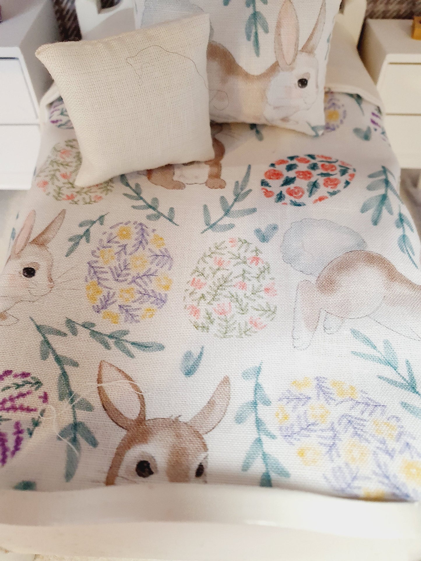 Dolls House Easter Bunny Bedding Set – 4-Piece Single, 1:12 Scale Miniature Bed Set