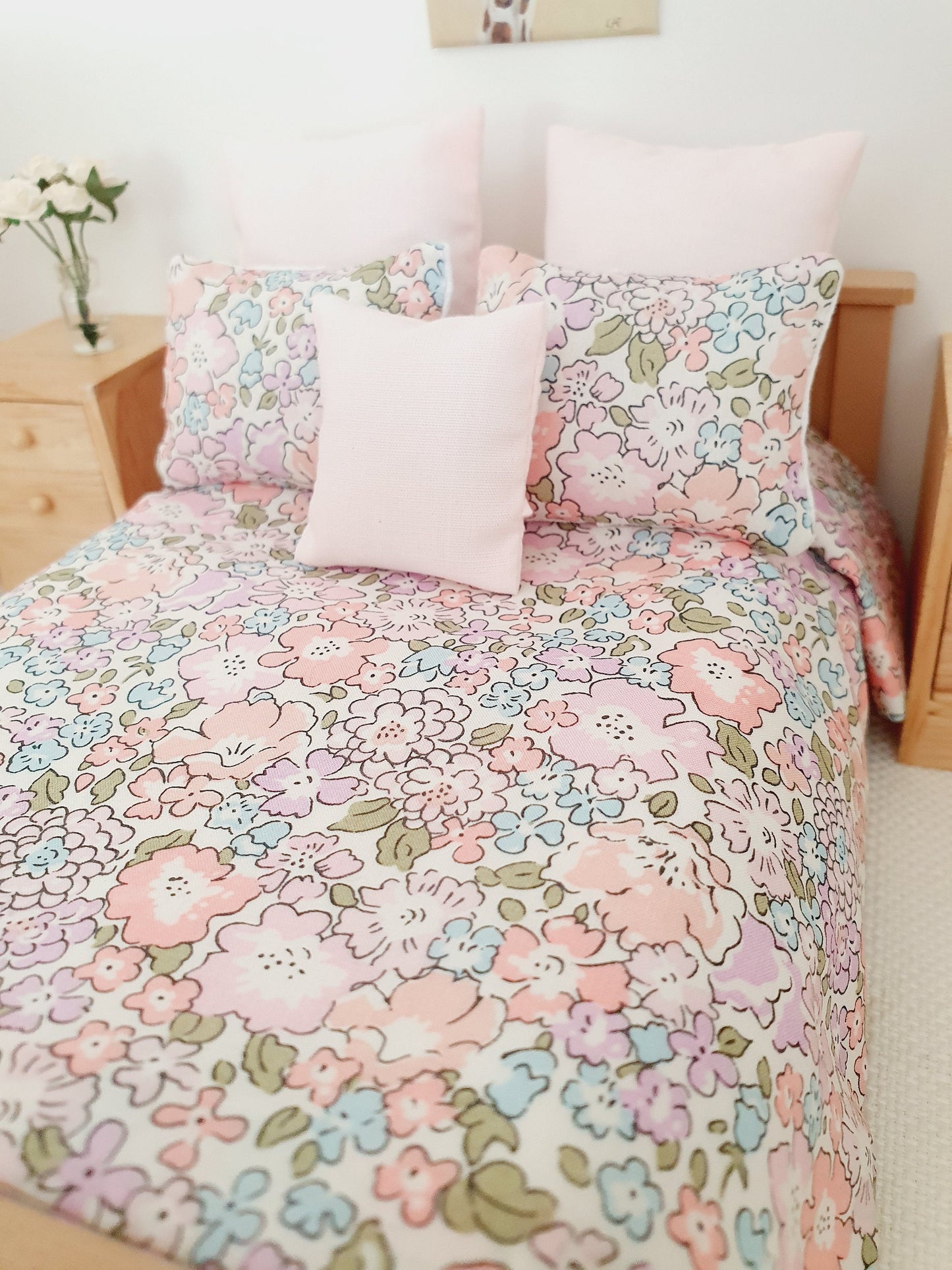 Dolls house 6 piece set, Double bedding, Liberty Michelle floral print, 12th scale bedding, miniature bed set (BD4)