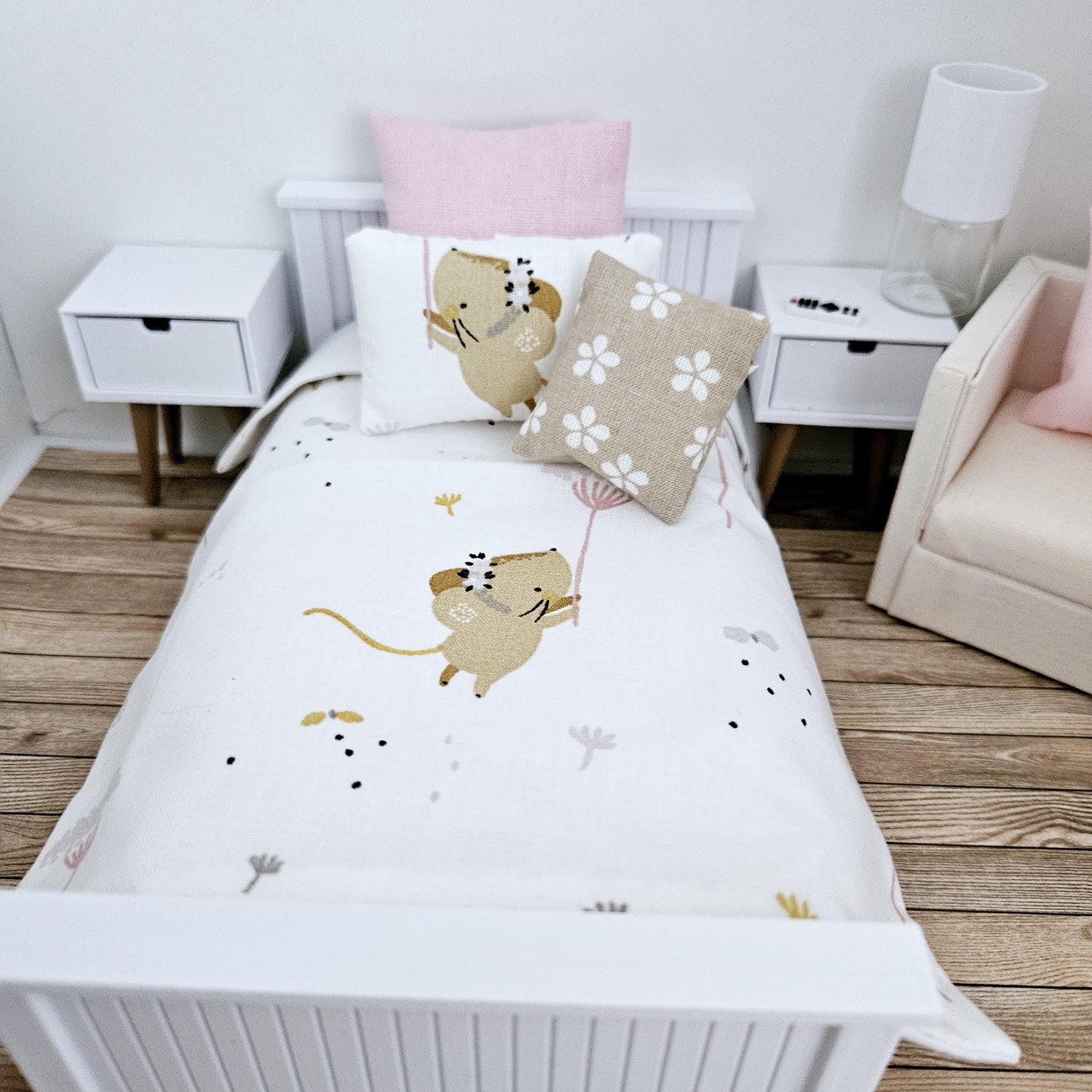 Dolls house Single bedding, pretty mouse design, 12th scale bedding, miniature bed set