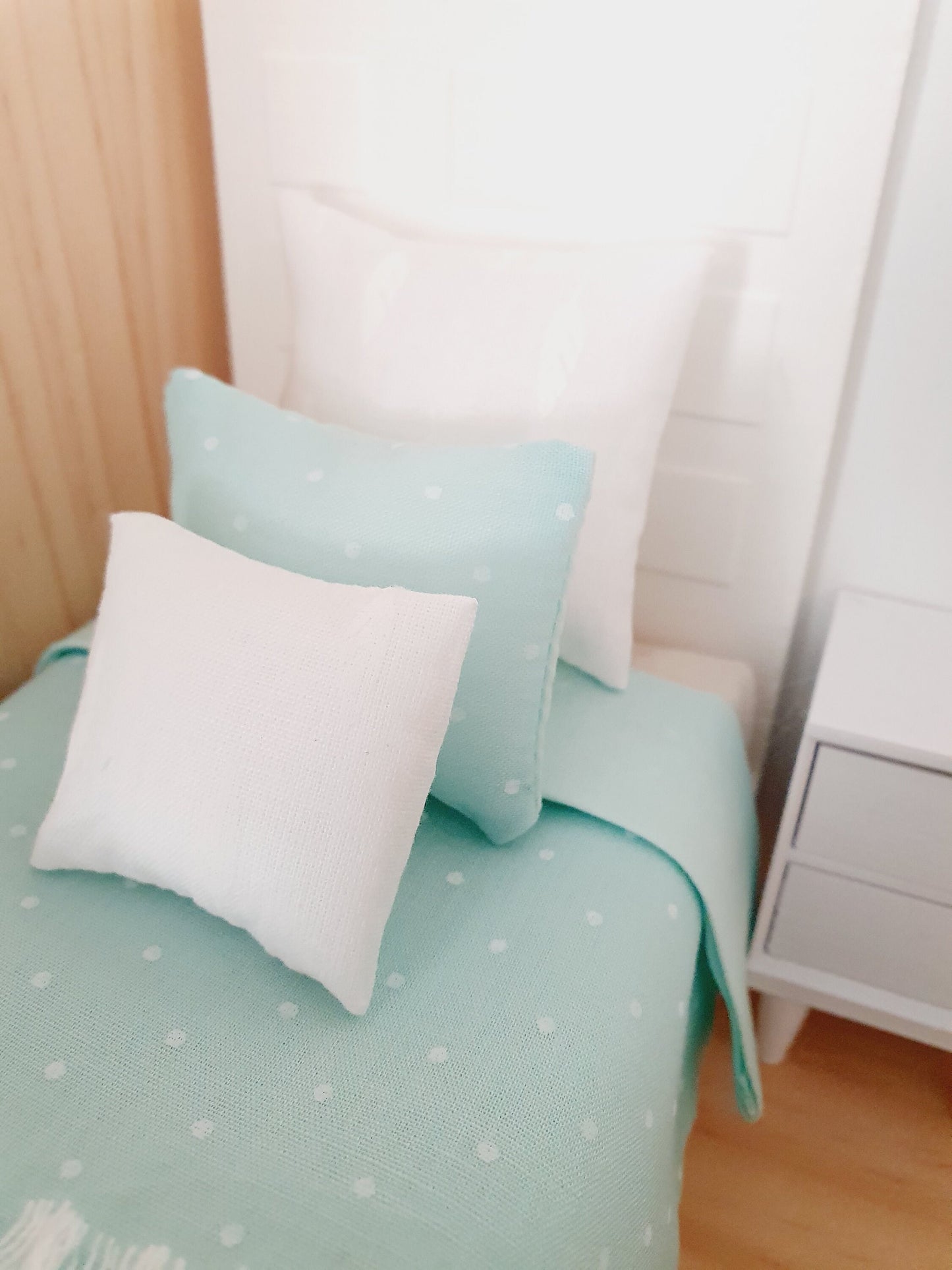 Dolls House Pale Mint with White Polka Dot Single Bedding Set 12th scale bedding, miniature bed set