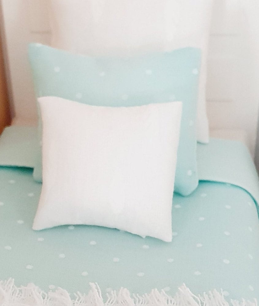 Dolls House Pale Mint with White Polka Dot Single Bedding Set 12th scale bedding, miniature bed set