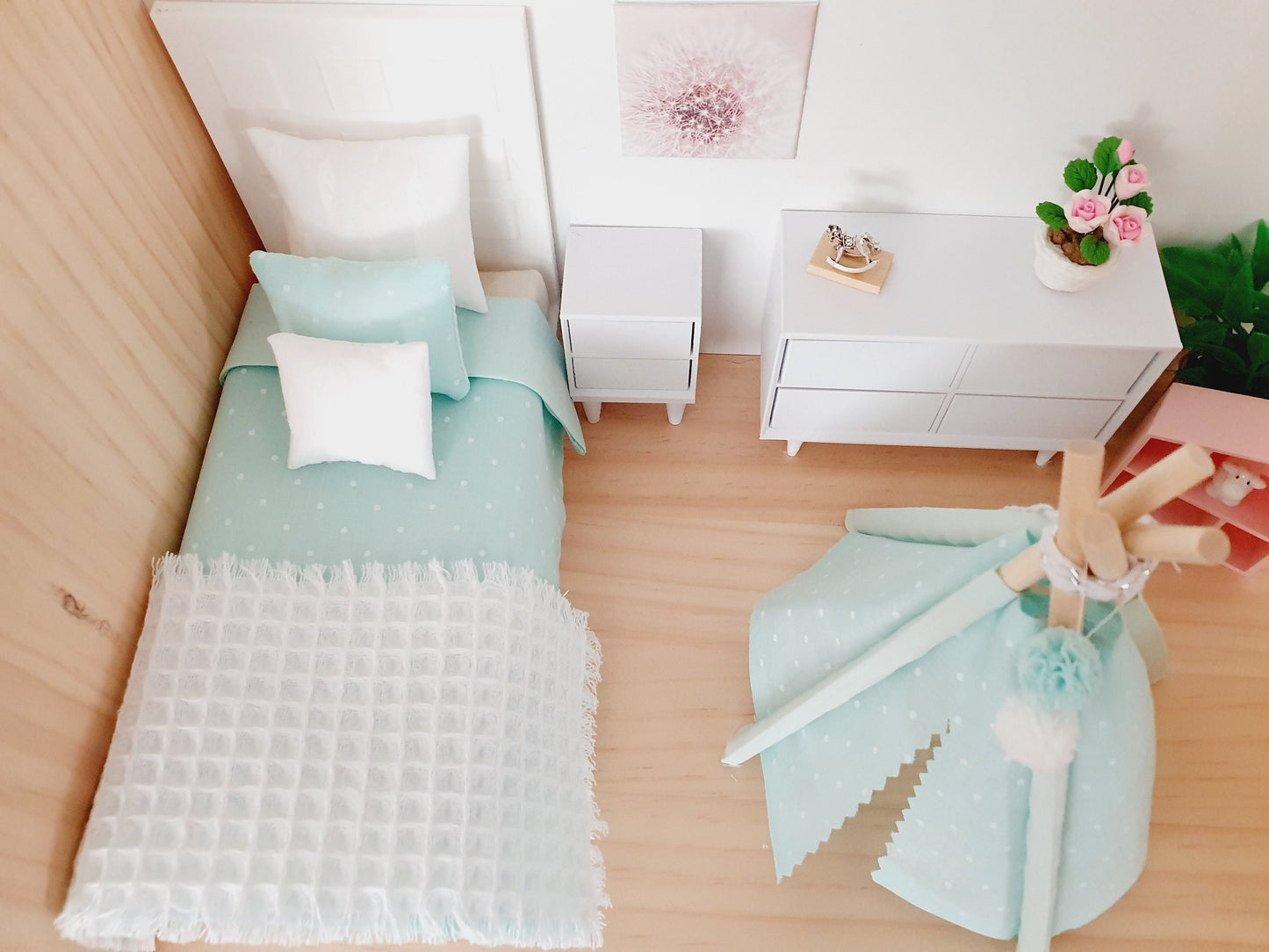 Dolls House Pale Mint with White Polka Dot Single Bedding Set 12th scale bedding, miniature bed set