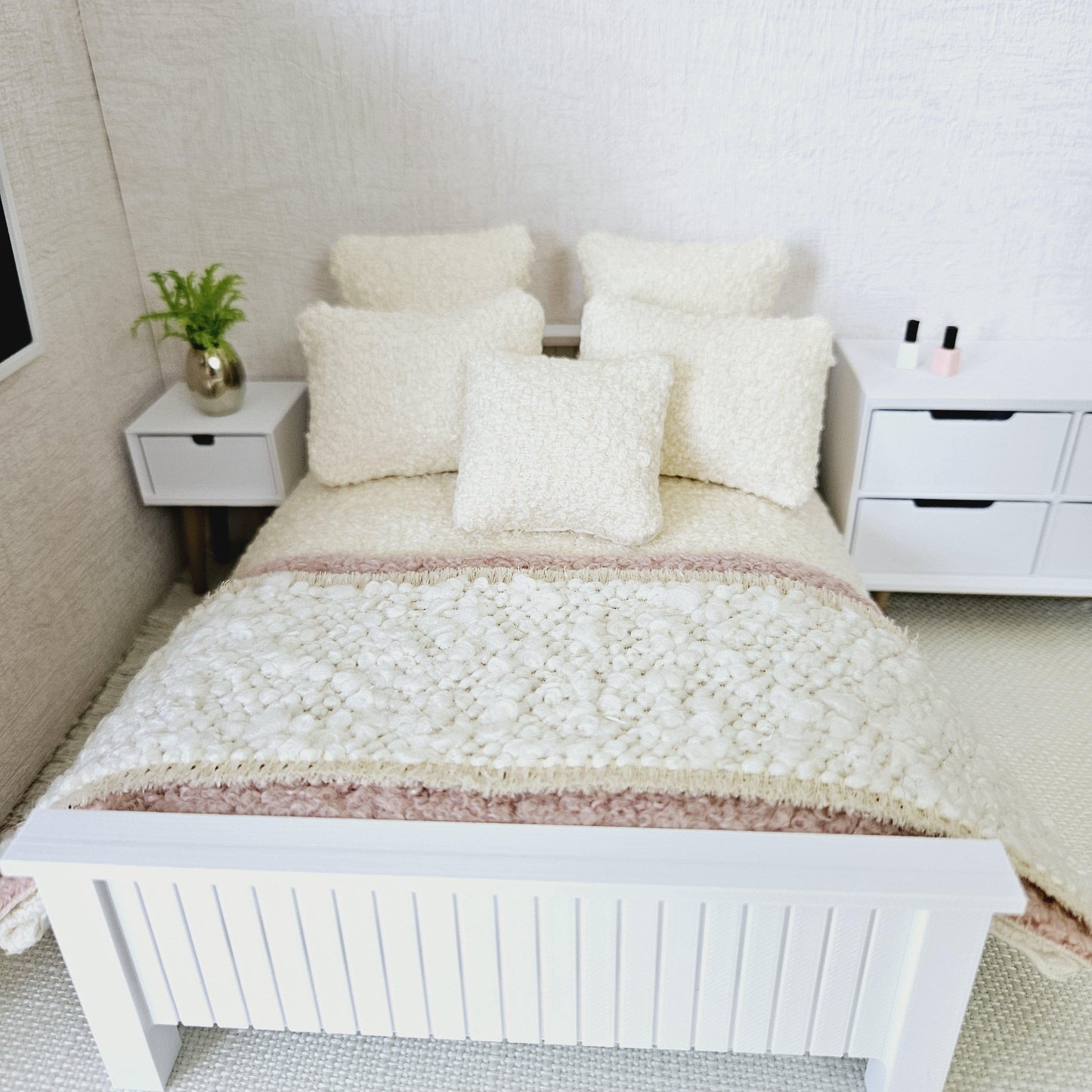 Dolls house 8 piece set, Double bedding, Cosy Cream boucle with pink throw & cream throw, 12th scale bedding, miniature bed set