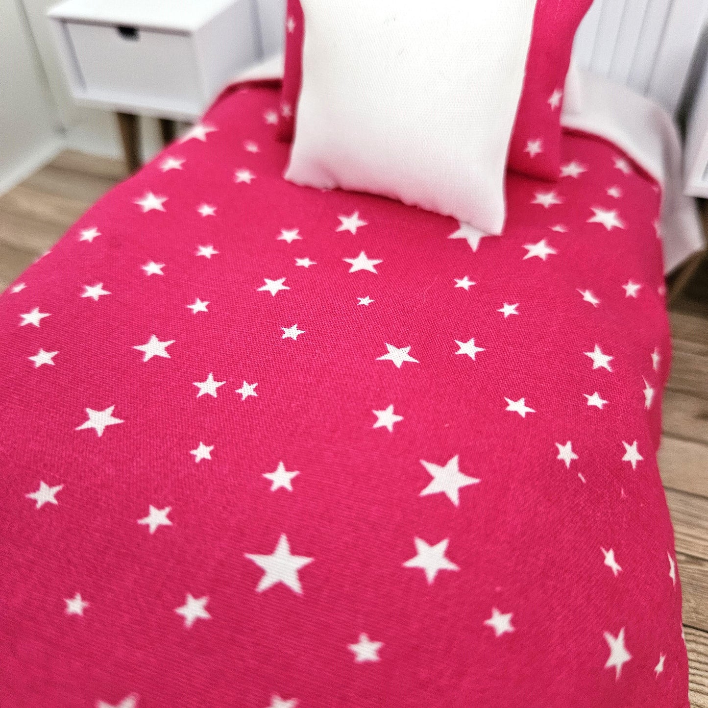 Dolls house Single bedding, Pink stars design, 12th scale bedding, miniature bed set