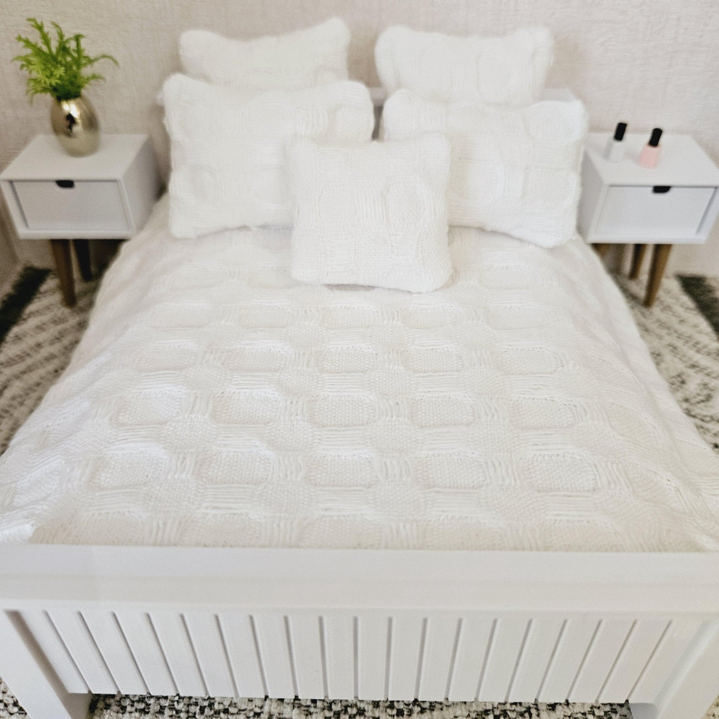 Dolls house 6 piece set, Pretty Waffle White double bedding set, 12th scale, miniature bedding
