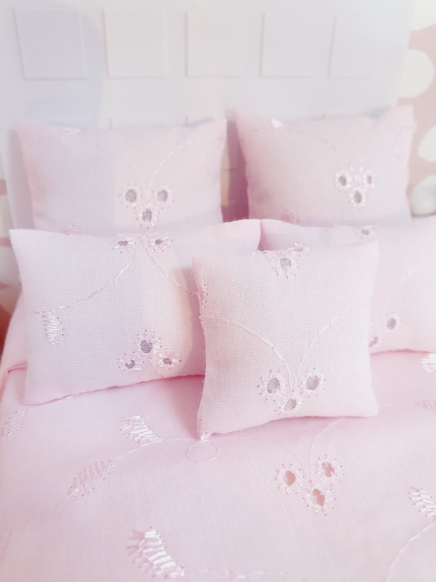 Dolls house Pretty Pale Pink double bedding set, 6 piece set, 12th scale, miniature bedding