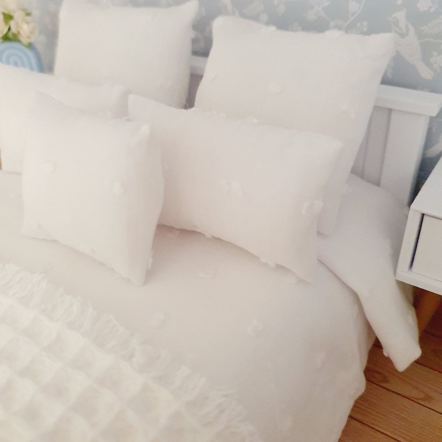 Dolls house 7 piece set, Pretty White double bedding set, 12th scale, miniature bedding