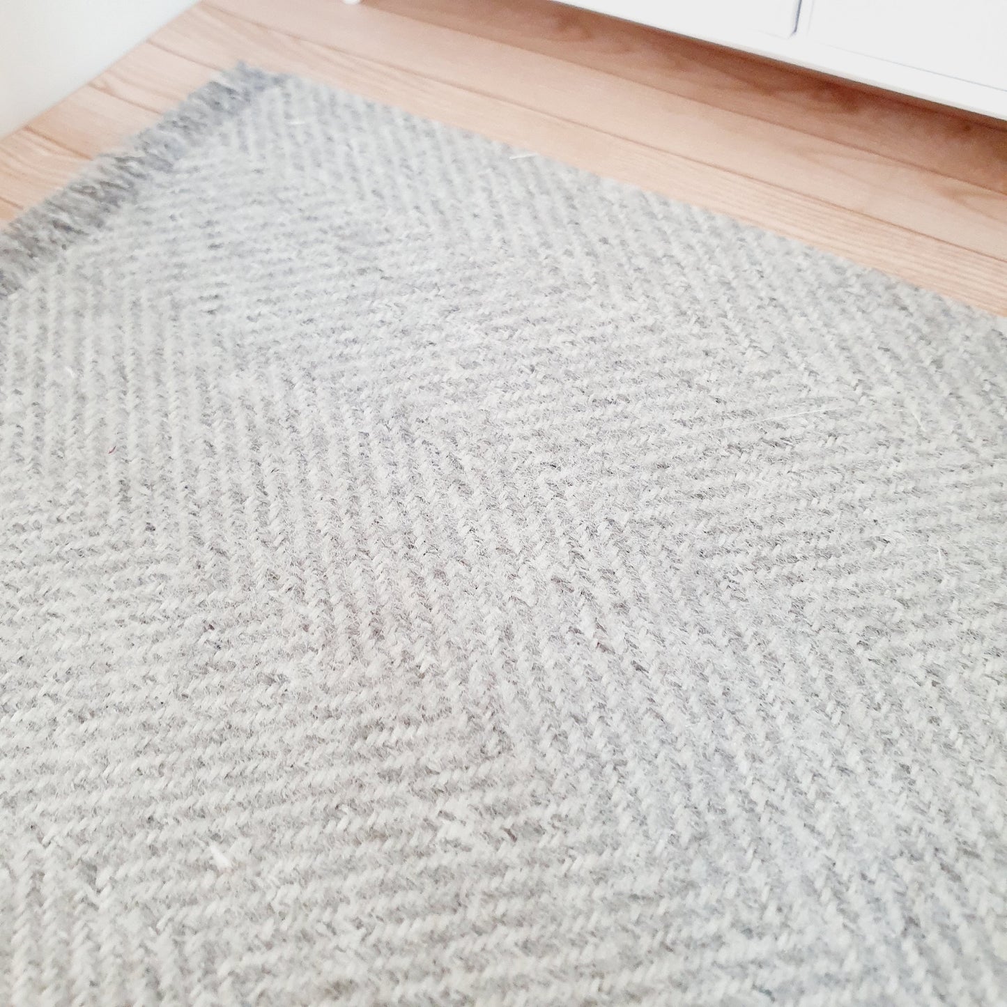 Dolls House Light Grey Herringbone Rug | 1:12th Scale | Miniature Rug