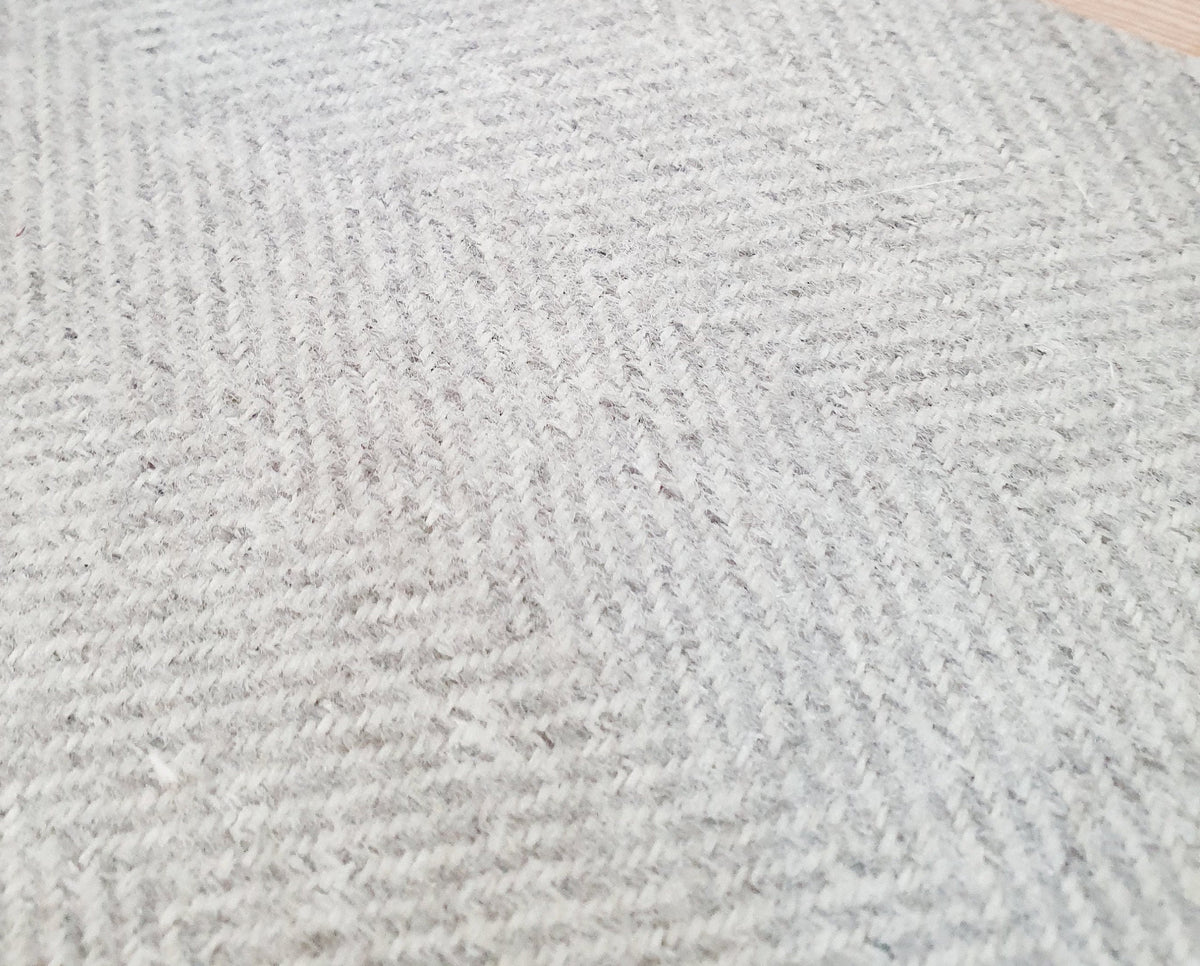 Dolls House Light Grey Herringbone Rug | 1:12th Scale | Miniature Rug