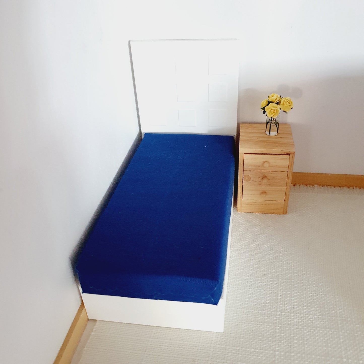 Dollhouse Single Mattress, Miniature Bed Accessory, Coloured Bedding, Dolls House Bedroom Decor, Mini Furniture, Handmade Design, 12th Scale