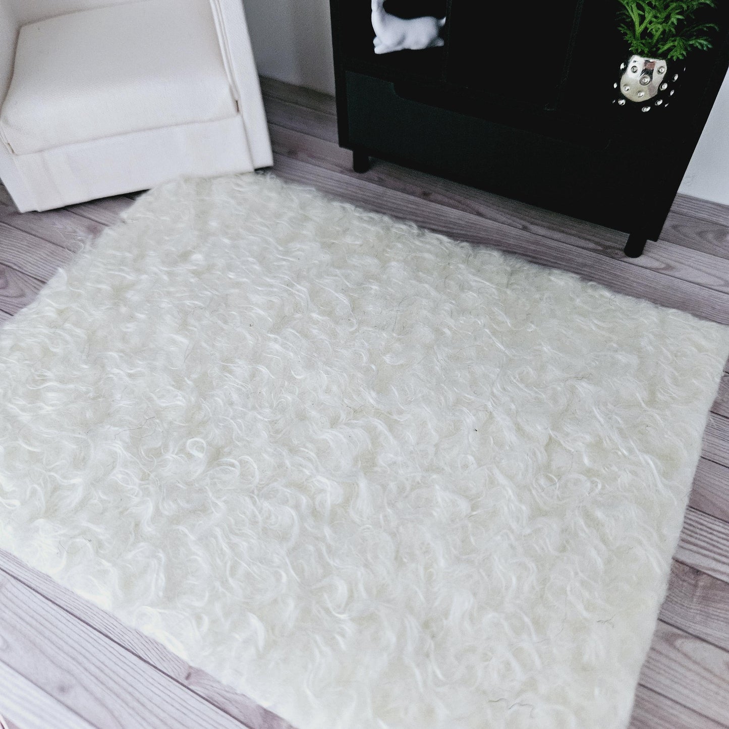 Dolls House Lovely fur coloured Rug 1:12th Scale, Miniature Rug
