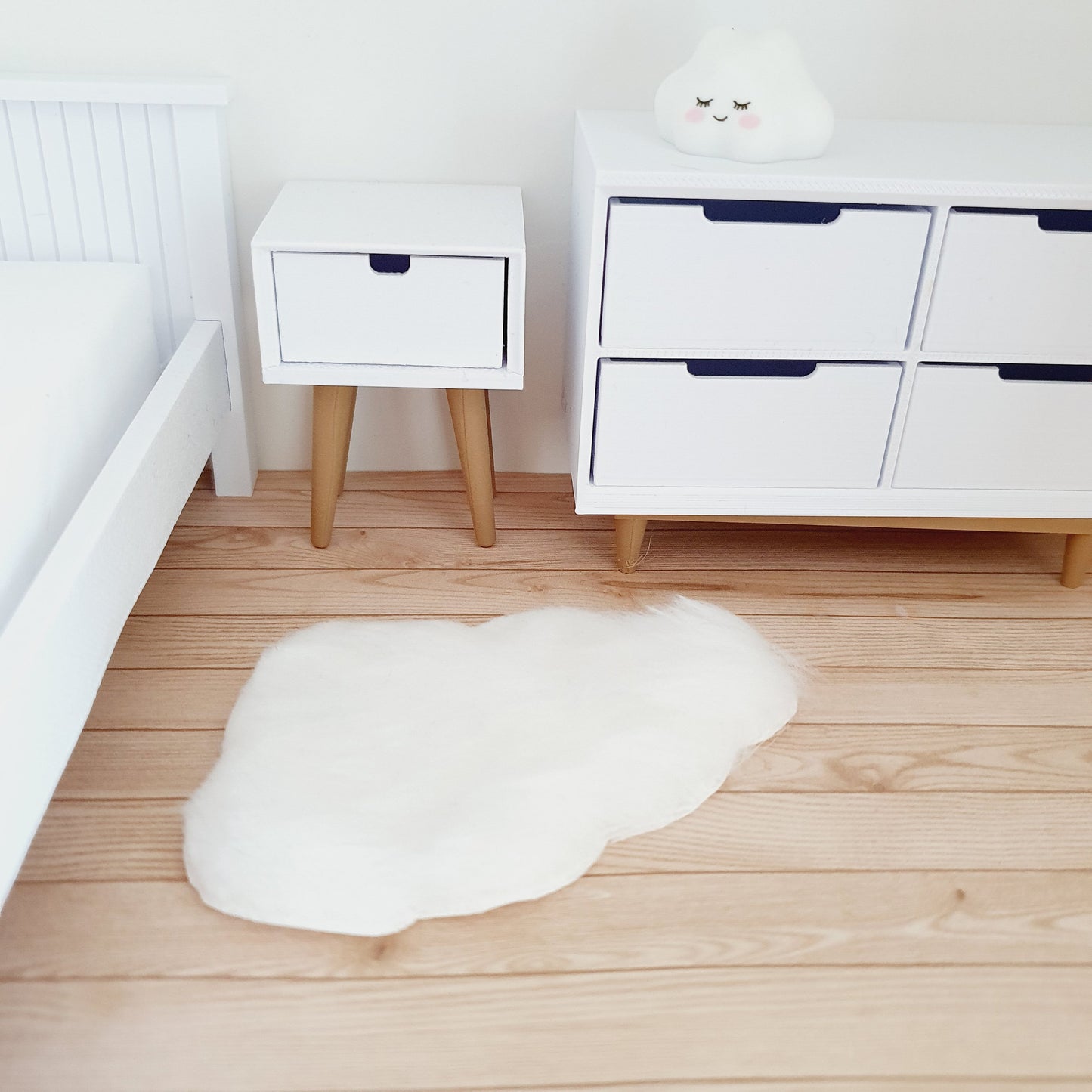 Dolls House Soft White Cloud Fur Rug | 1:12th Scale | Miniature Rug
