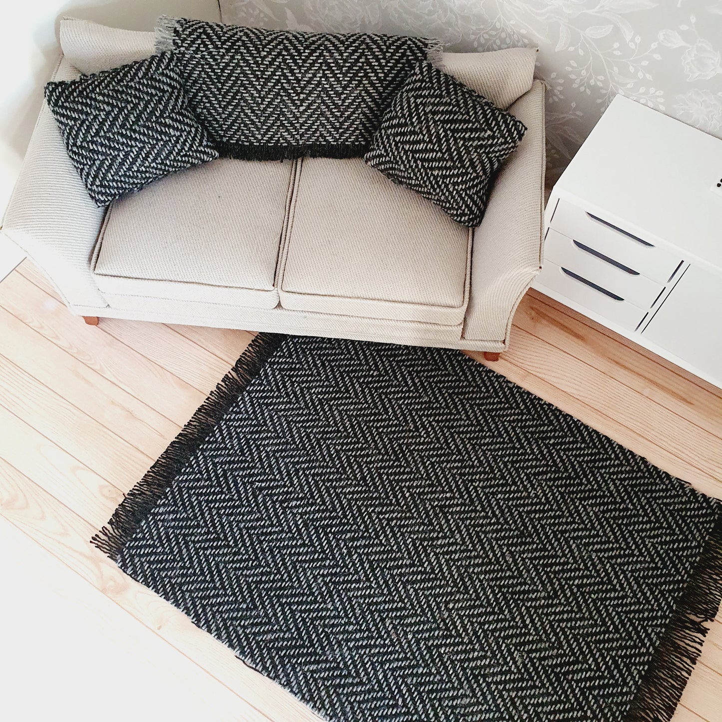 Dolls House Black Herringbone Rug | 1:12th Scale | Miniature Rug