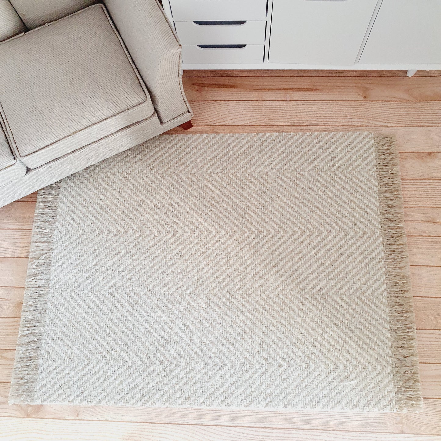Dolls House Modern Light Beige Herringbone Rug | 1:12th Scale | Miniature Rug