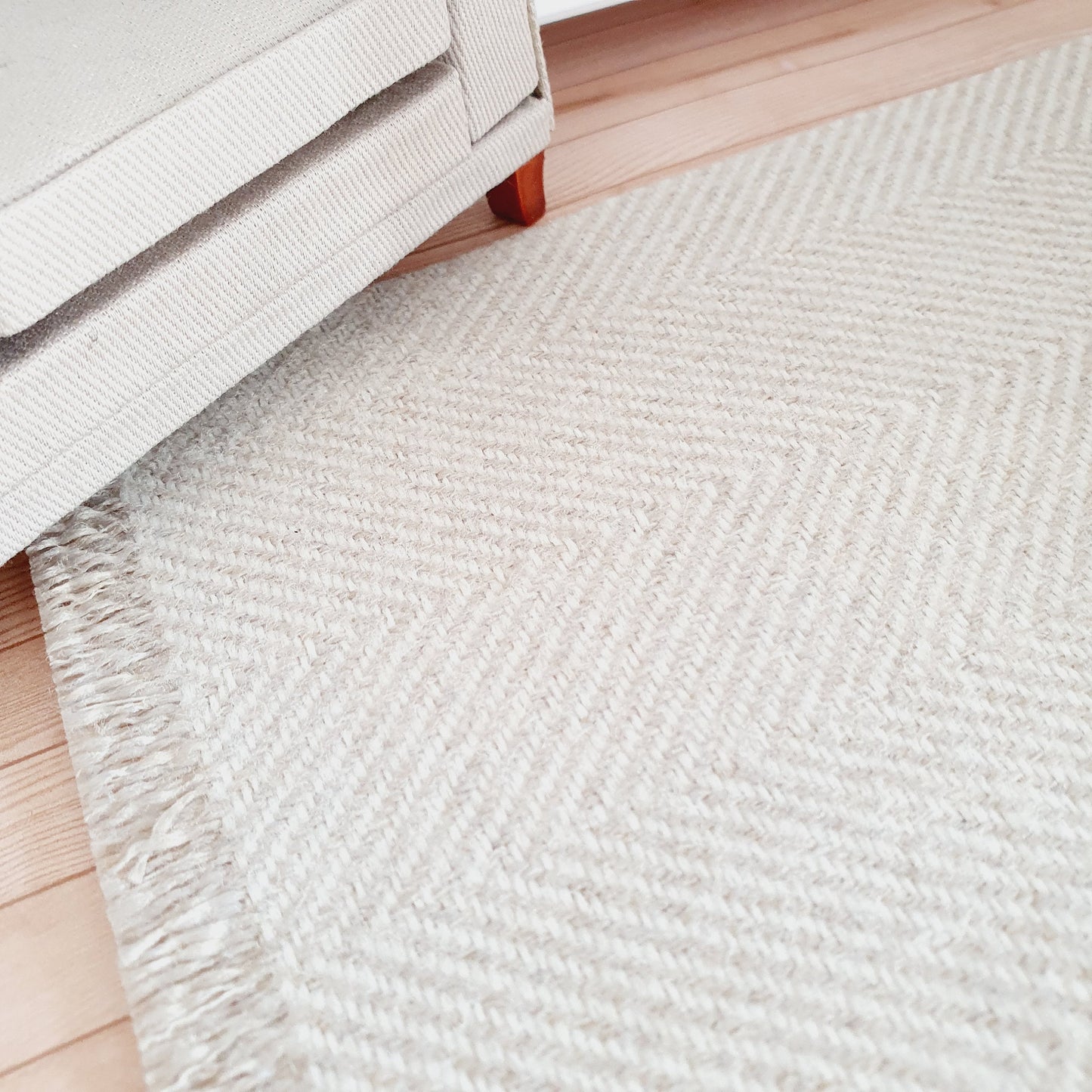 Dolls House Modern Light Beige Herringbone Rug | 1:12th Scale | Miniature Rug