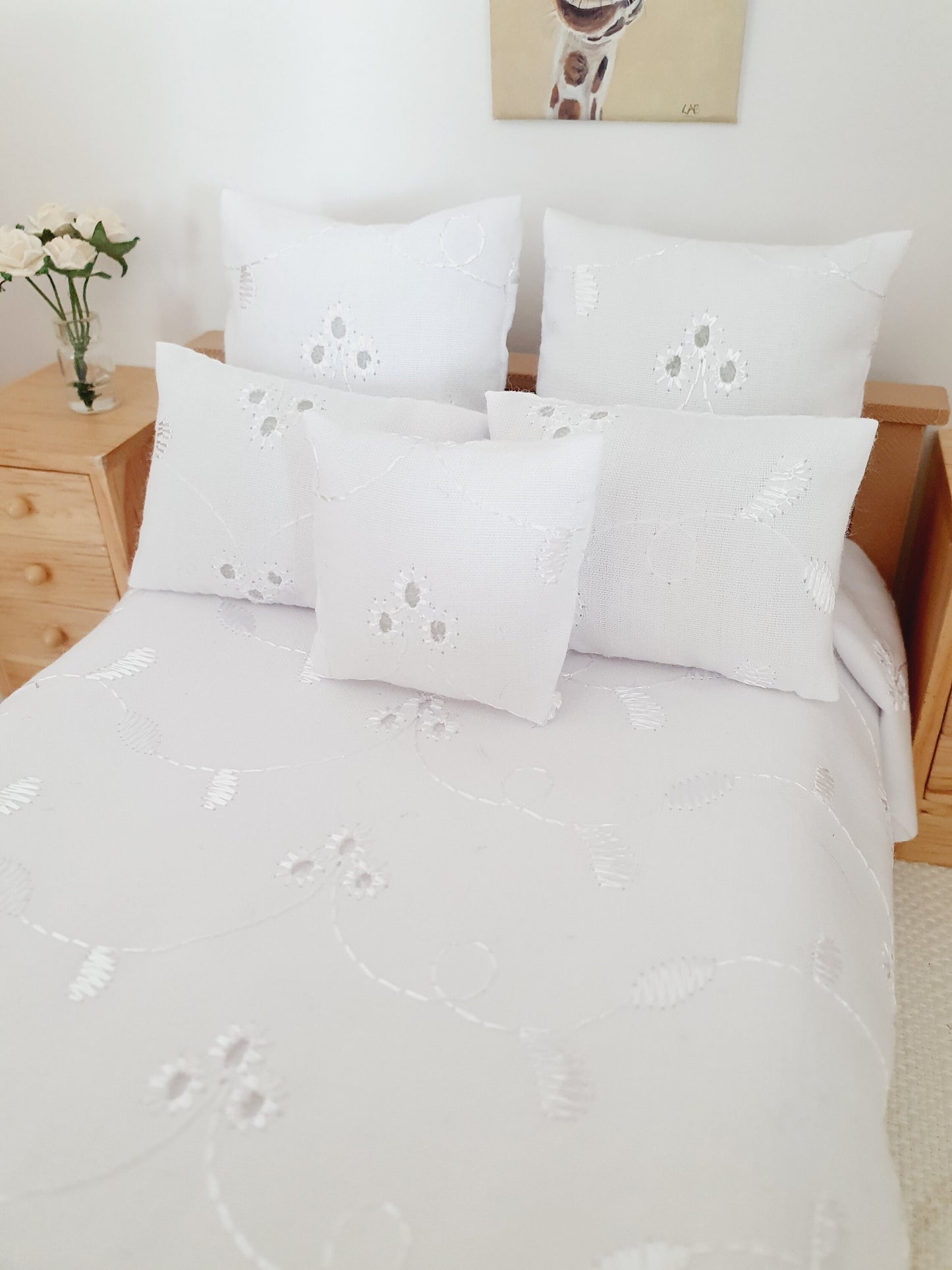 Dolls house 6 piece set, Pretty White double bedding set, 12th scale, miniature bedding