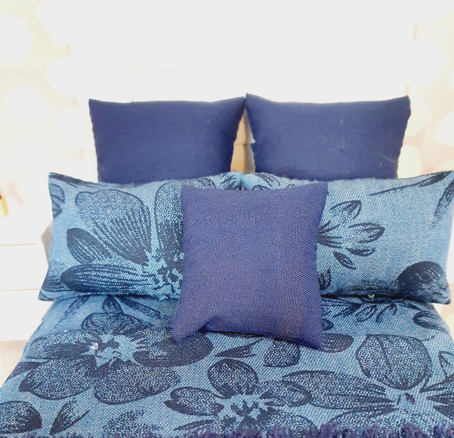 Dolls house Navy Floral 6 piece set, Double bedding, pretty navy flowers, 12th scale bedding, miniature bed set (BD37)