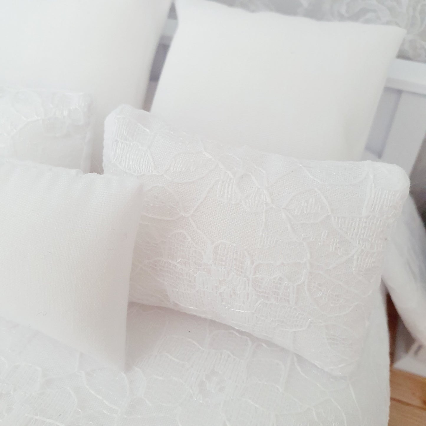 Dolls house 6 piece set, Pretty White lace double bedding set, 12th scale, miniature bedding