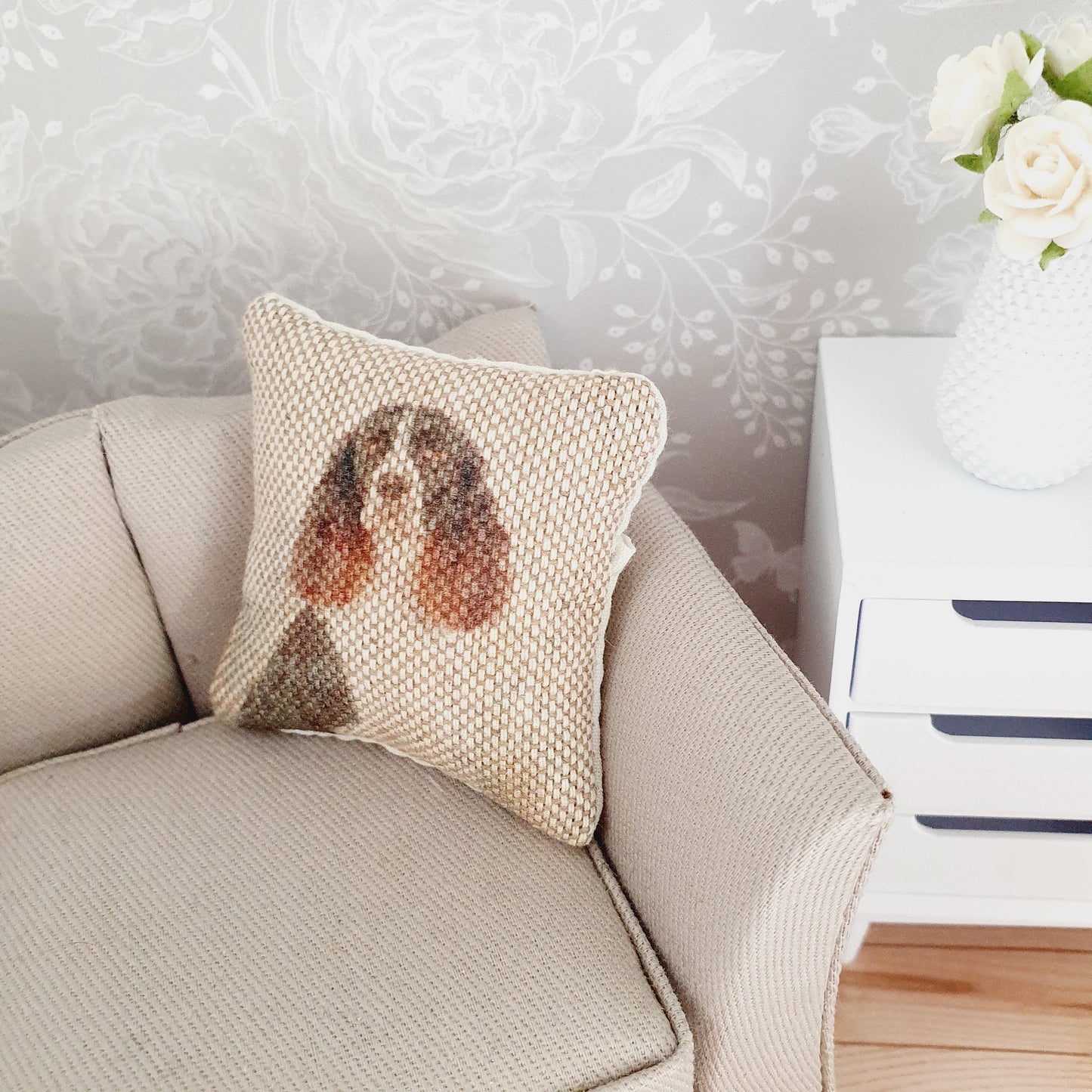 Dolls house 1x Springer Spaniel Dog cushion, Cute Springer Spaniel cushion, 12th scale cushions, miniature cushion