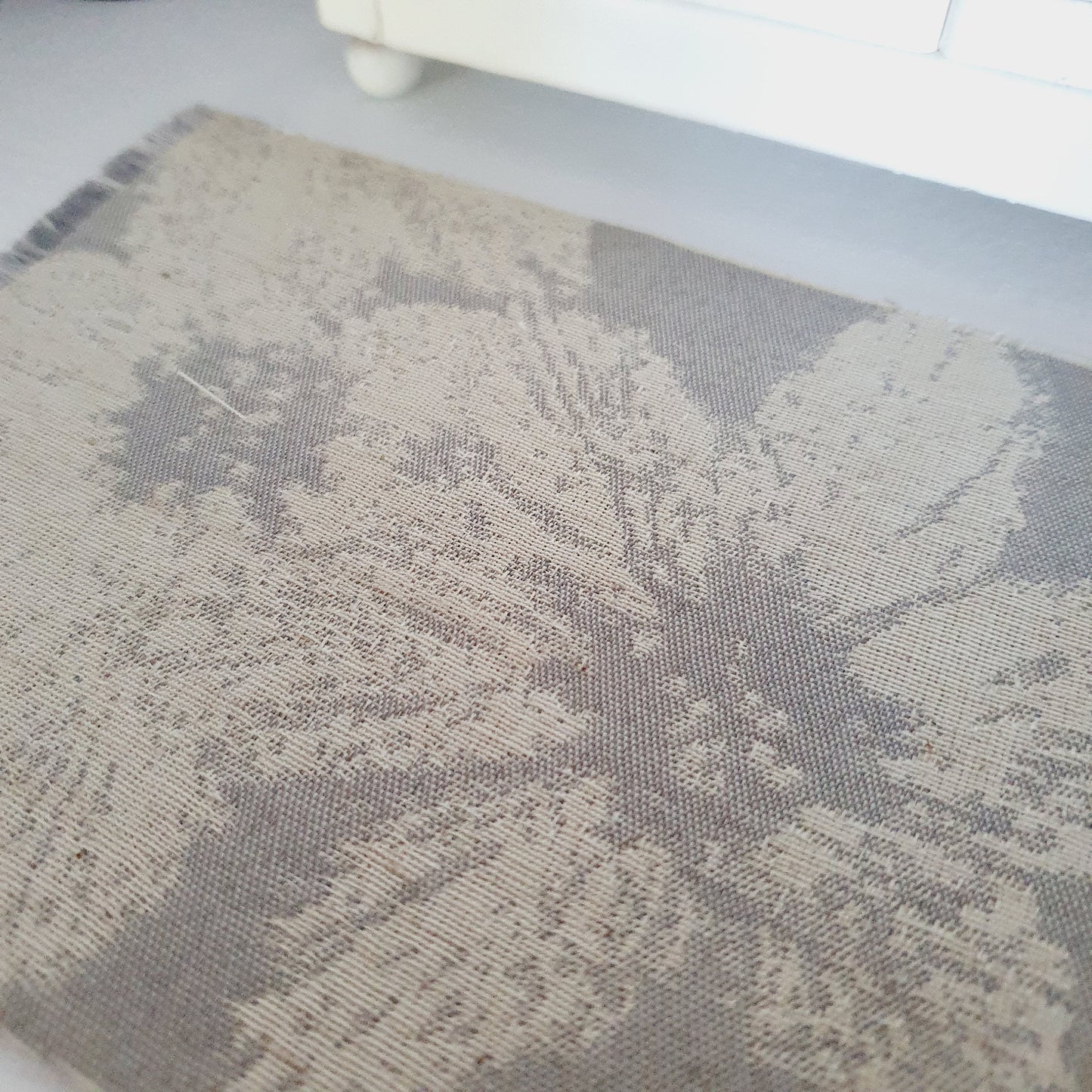 Dolls House Grey Flower Pattern Rug | 1:12th Scale | Miniature Rug