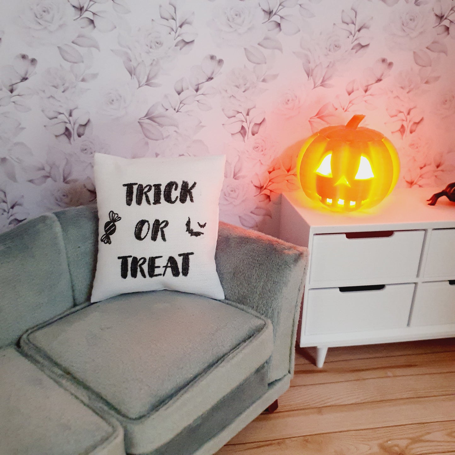 Dolls house 1x Halloween Trick or Treat Cushion, 12th scale cushions, miniature cushion, Halloween