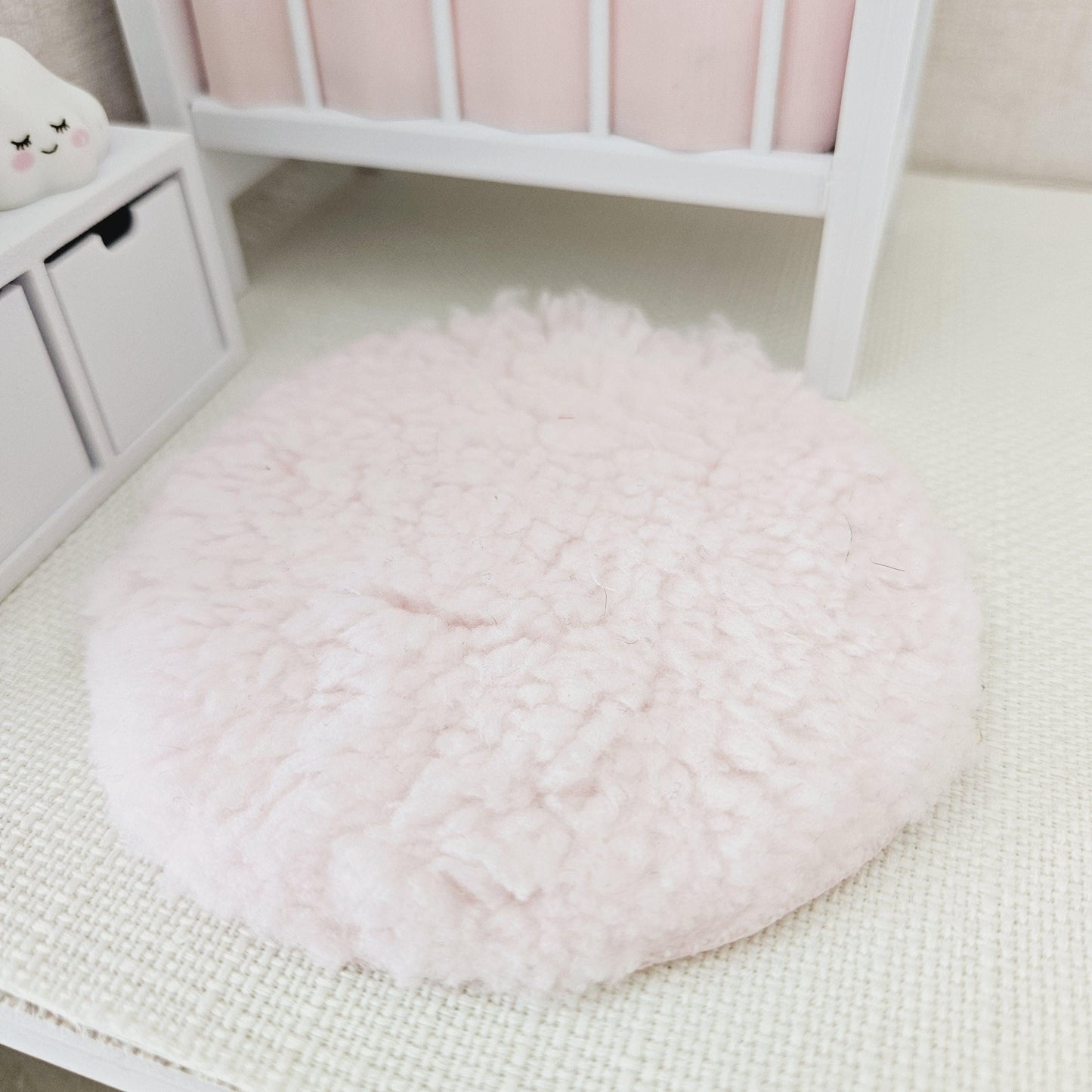Dolls House Soft Round Fur Rug | 1:12th Scale | Miniature Rug