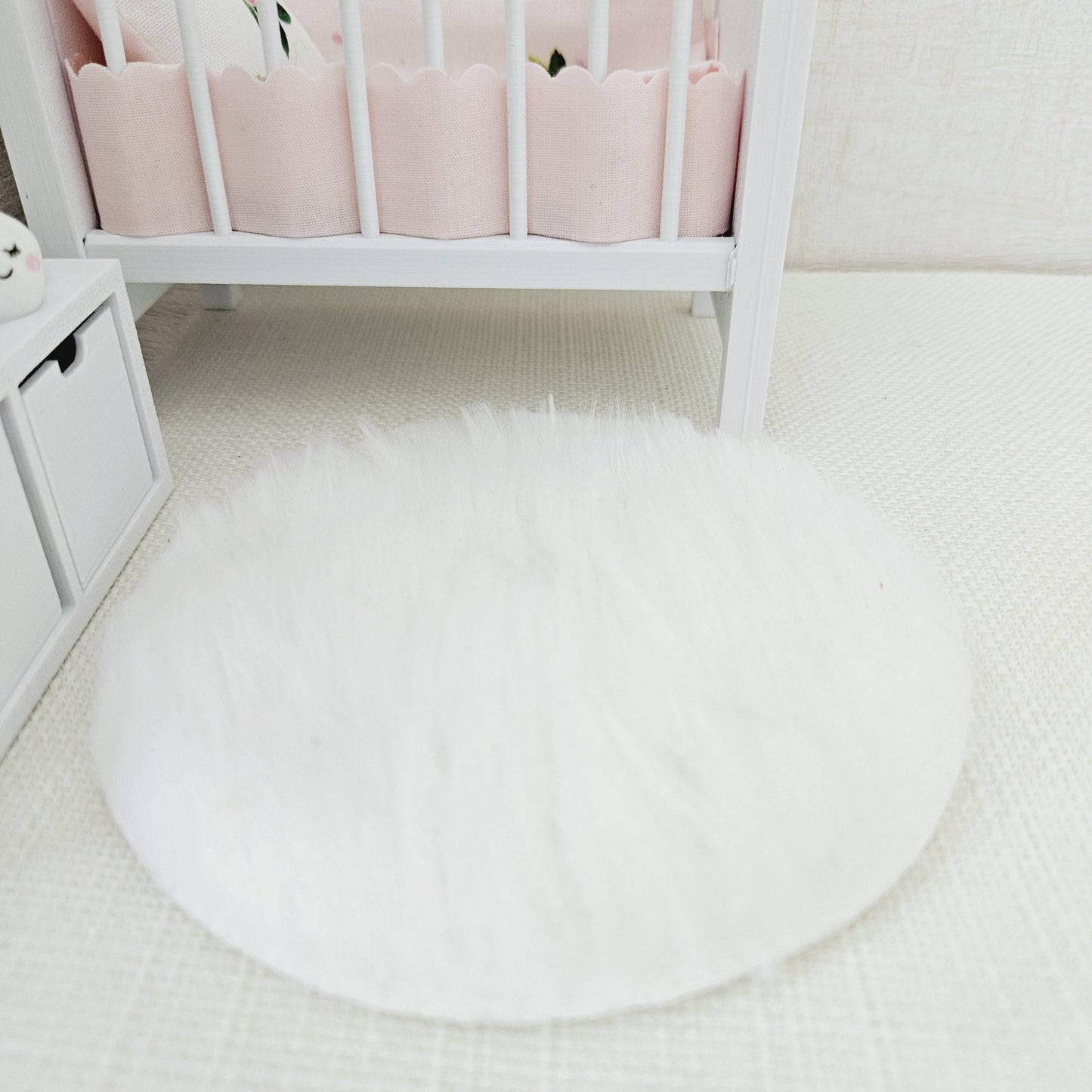 Dolls House Soft Round Fur Rug | 1:12th Scale | Miniature Rug