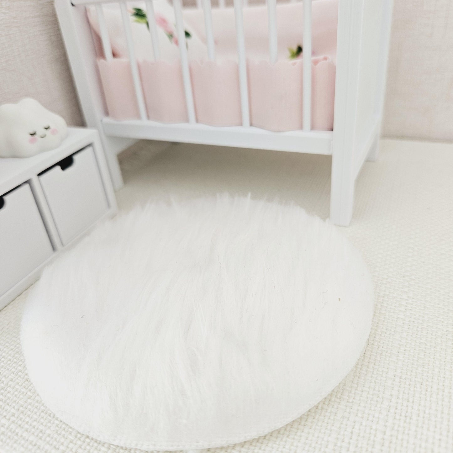Dolls House Soft Round Fur Rug | 1:12th Scale | Miniature Rug