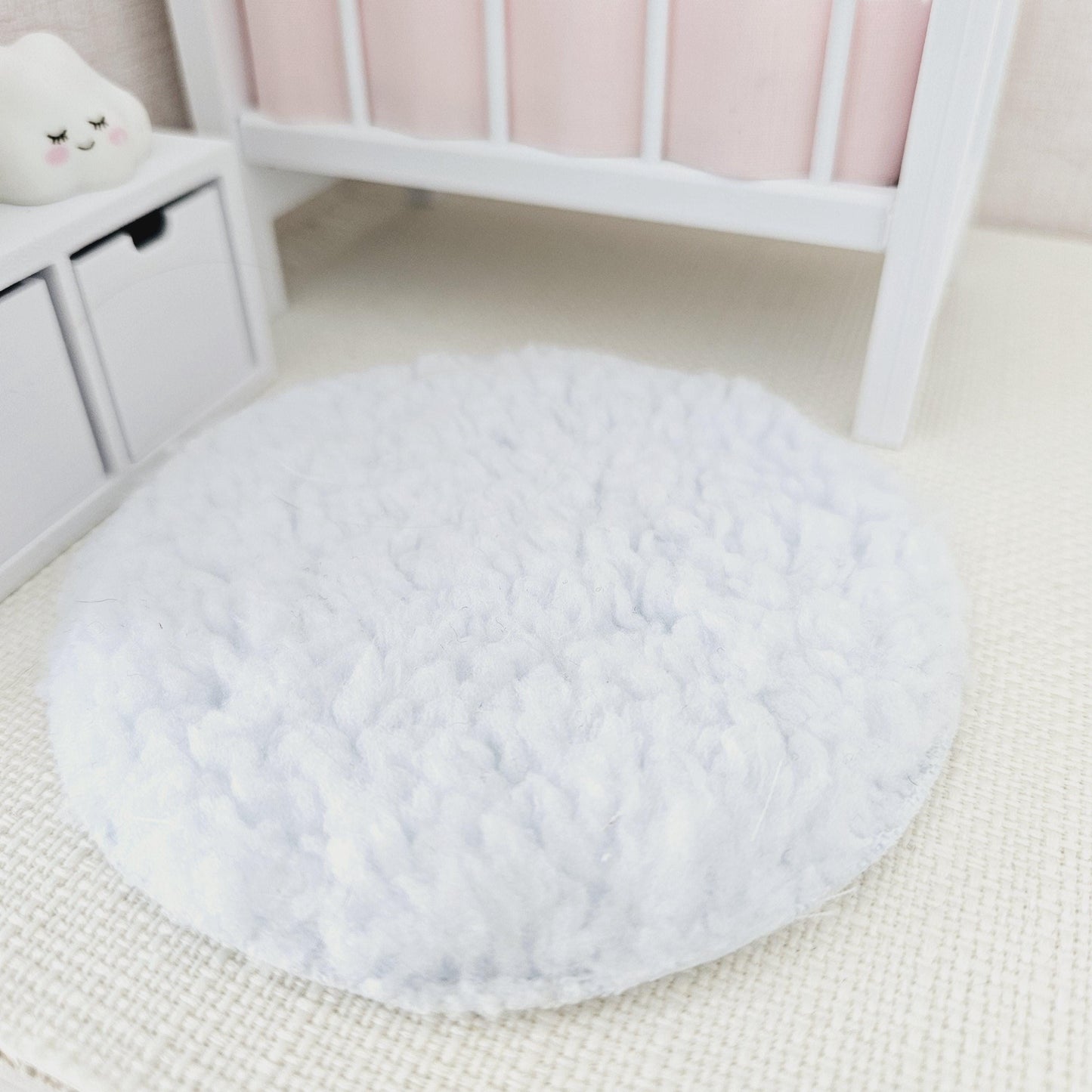 Dolls House Soft Round Fur Rug | 1:12th Scale | Miniature Rug