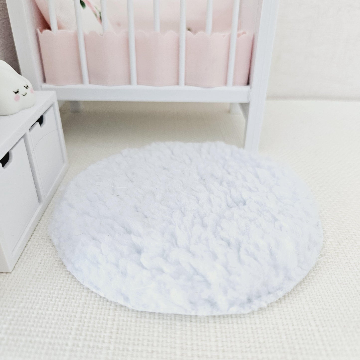 Dolls House Soft Round Fur Rug | 1:12th Scale | Miniature Rug