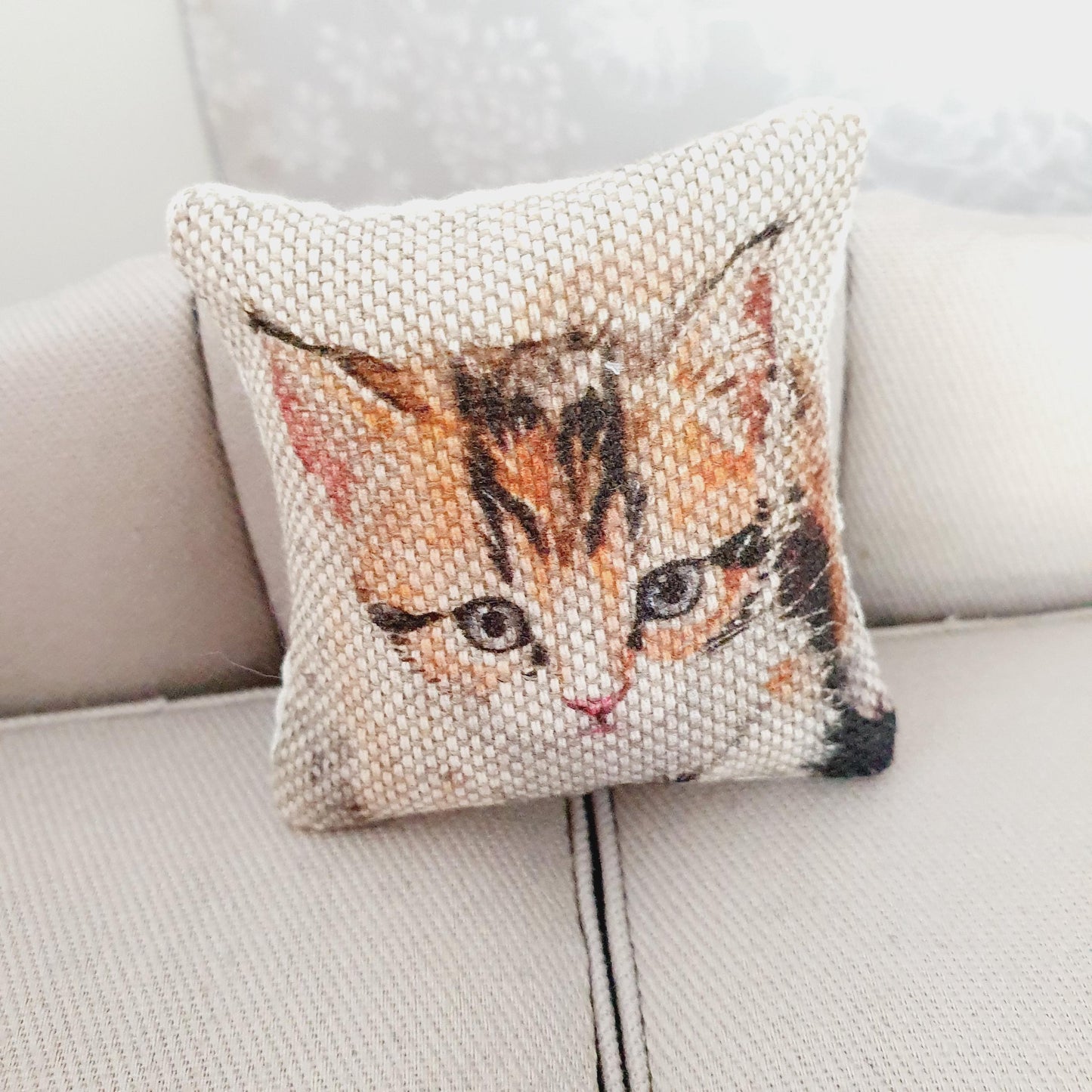 Dolls house 1x Cat cushion, Cute cat cushion, 12th scale cushions, miniature cushion