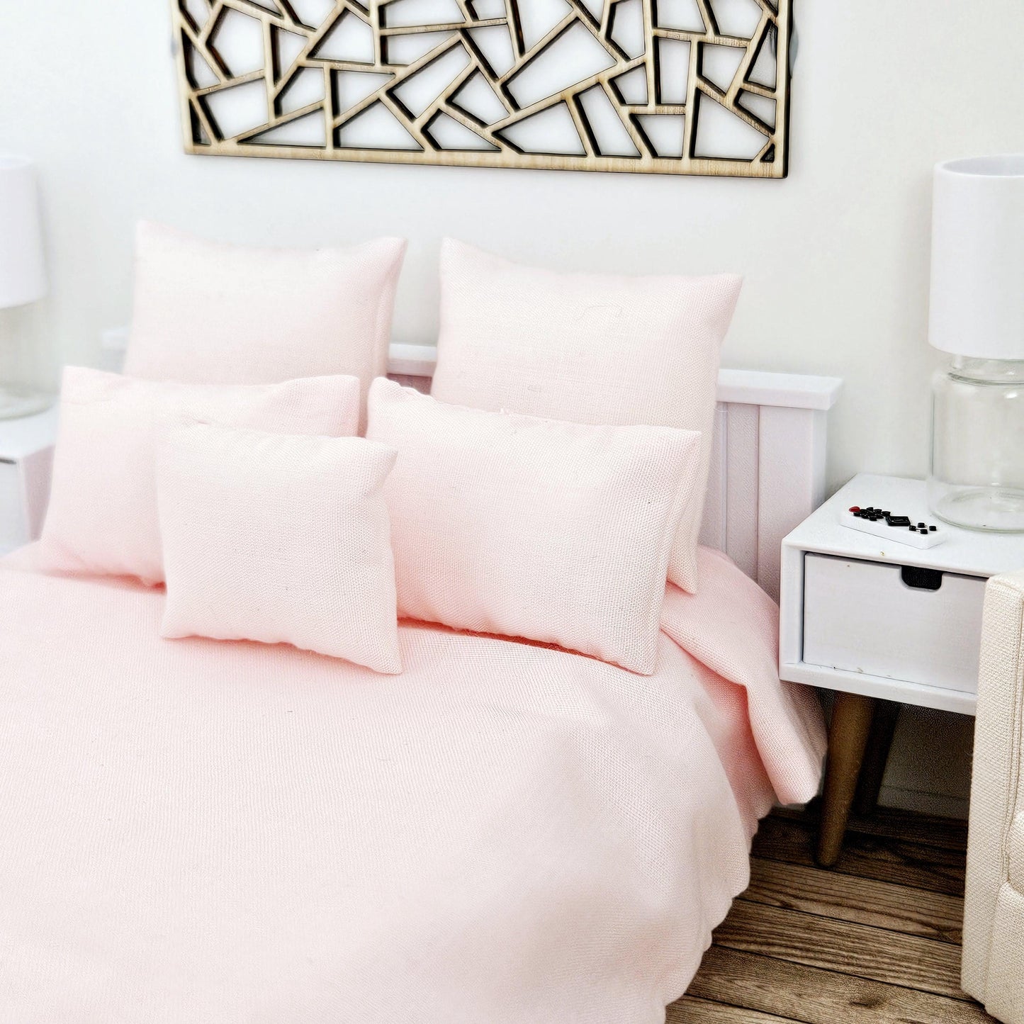 Dolls House Pale Pink Double bedding set, 6 piece set, 12th scale, miniature bedding