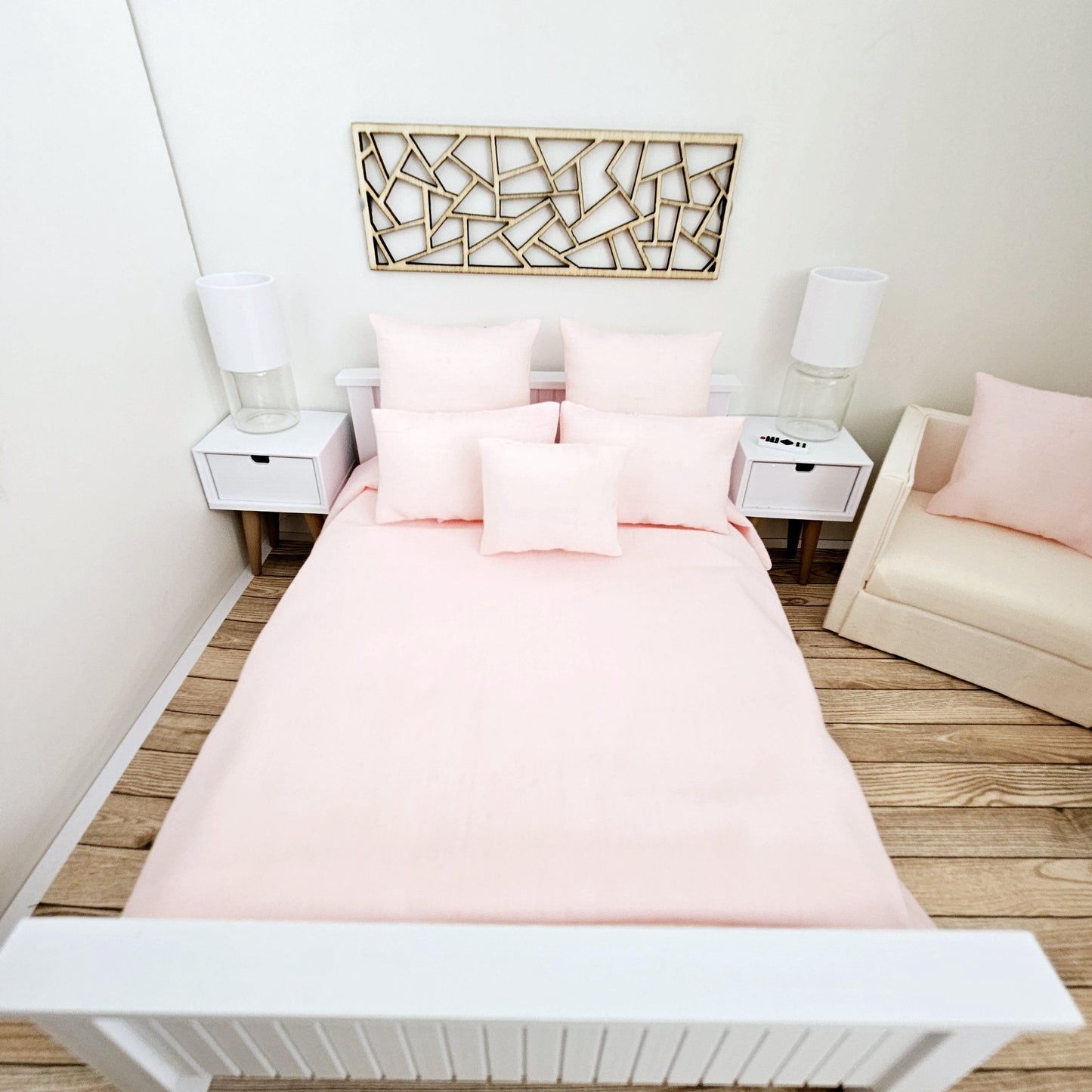 Dolls House Pale Pink Double bedding set, 6 piece set, 12th scale, miniature bedding