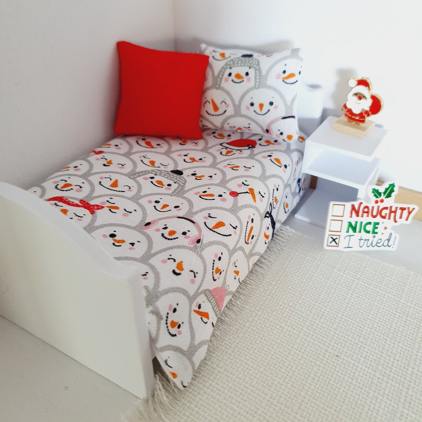 Dolls House Christmas Bedding Set – Snowman Bed Cover & Cushions, Handmade in England, 1:12 Scale