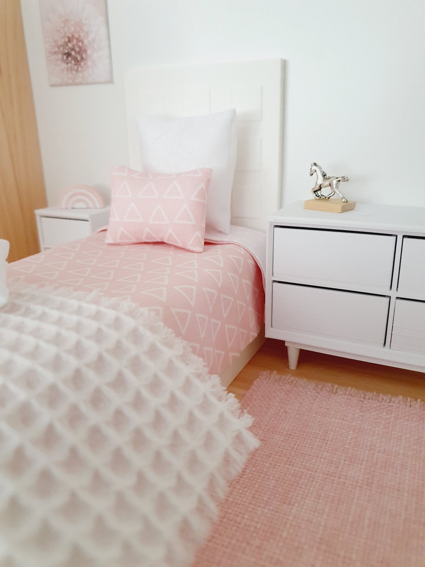 SALE!! Dolls House Single Bedding Set Pink Geometric Triangle 1:12 Scale