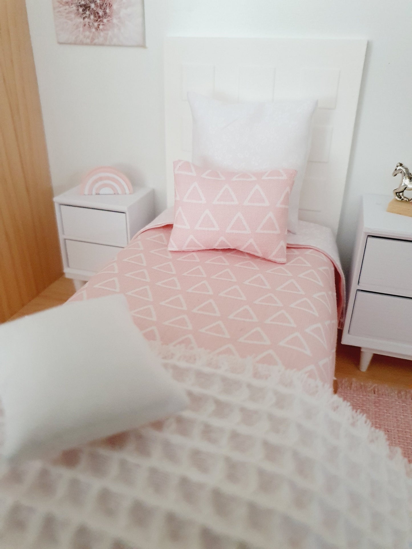 SALE!! Dolls House Single Bedding Set Pink Geometric Triangle 1:12 Scale