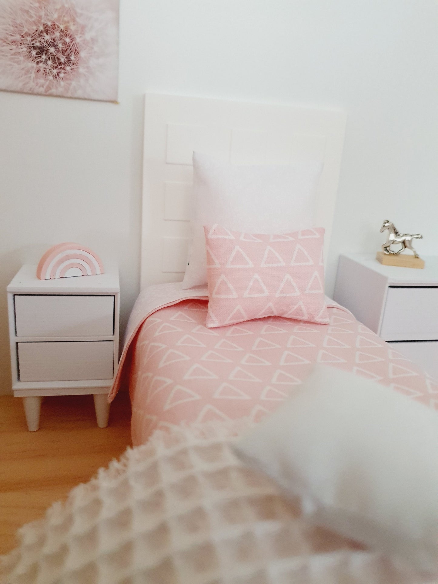 SALE!! Dolls House Single Bedding Set Pink Geometric Triangle 1:12 Scale