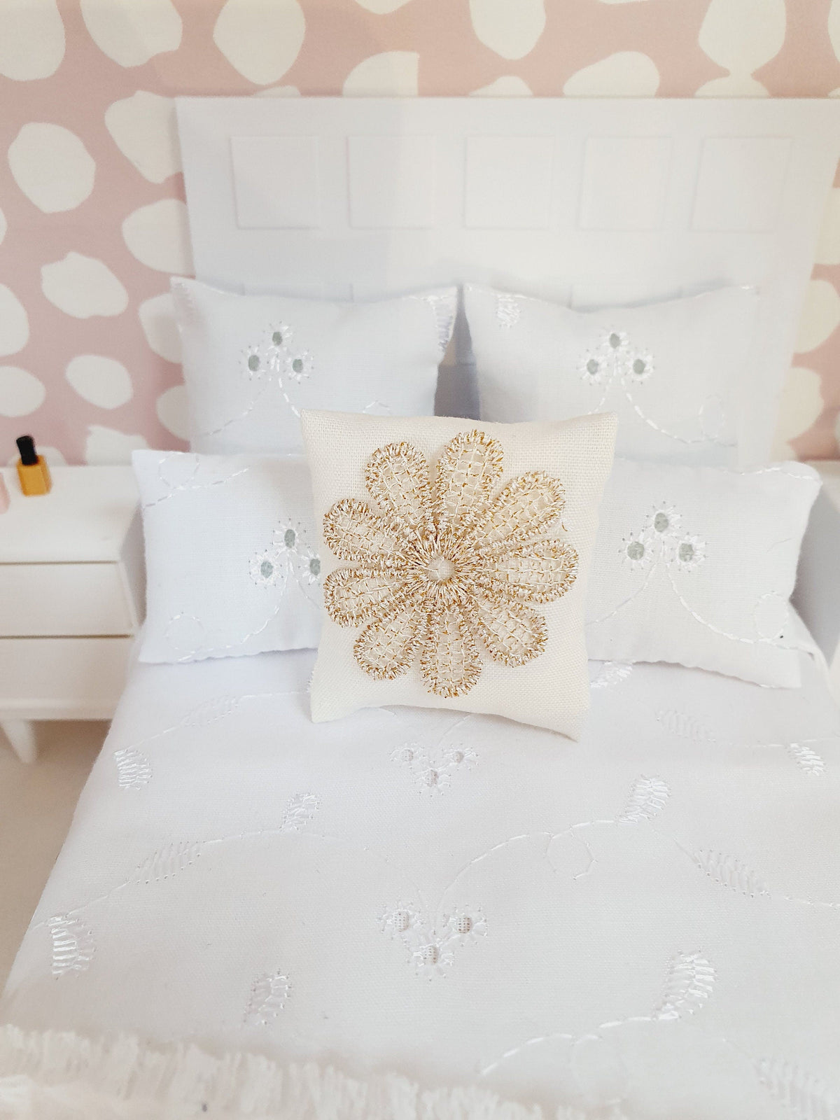 Dolls house Cream Cushion with Hessian and Gold Glitter Flower , 12th scale cushions, miniature cushion