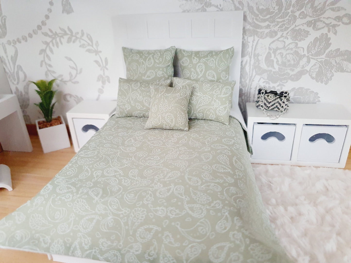 Dolls house Green Floral double bedding set, 6 piece set, 12th scale, miniature bedding