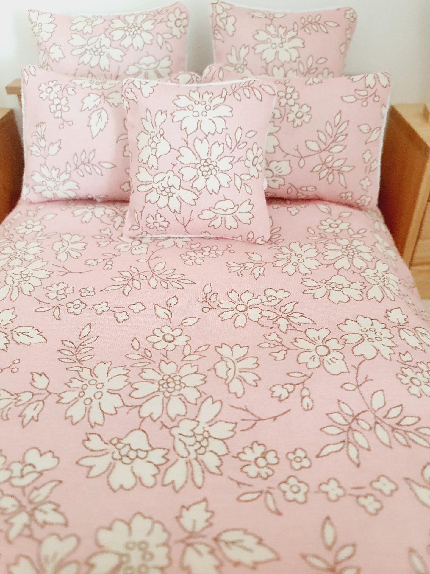 Dolls house 6 piece set, Double bedding, Liberty Pink floral print, 12th scale bedding, miniature bed set