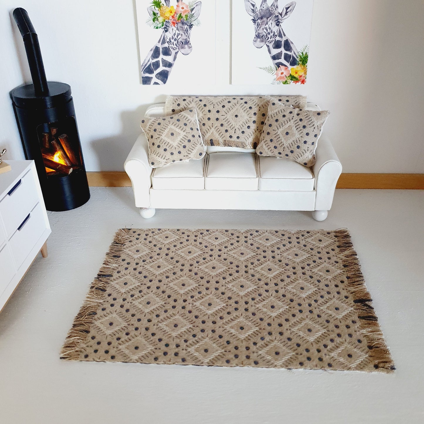 Dolls House Beige Patterned Rug | 1:12th Scale | Miniature Rug