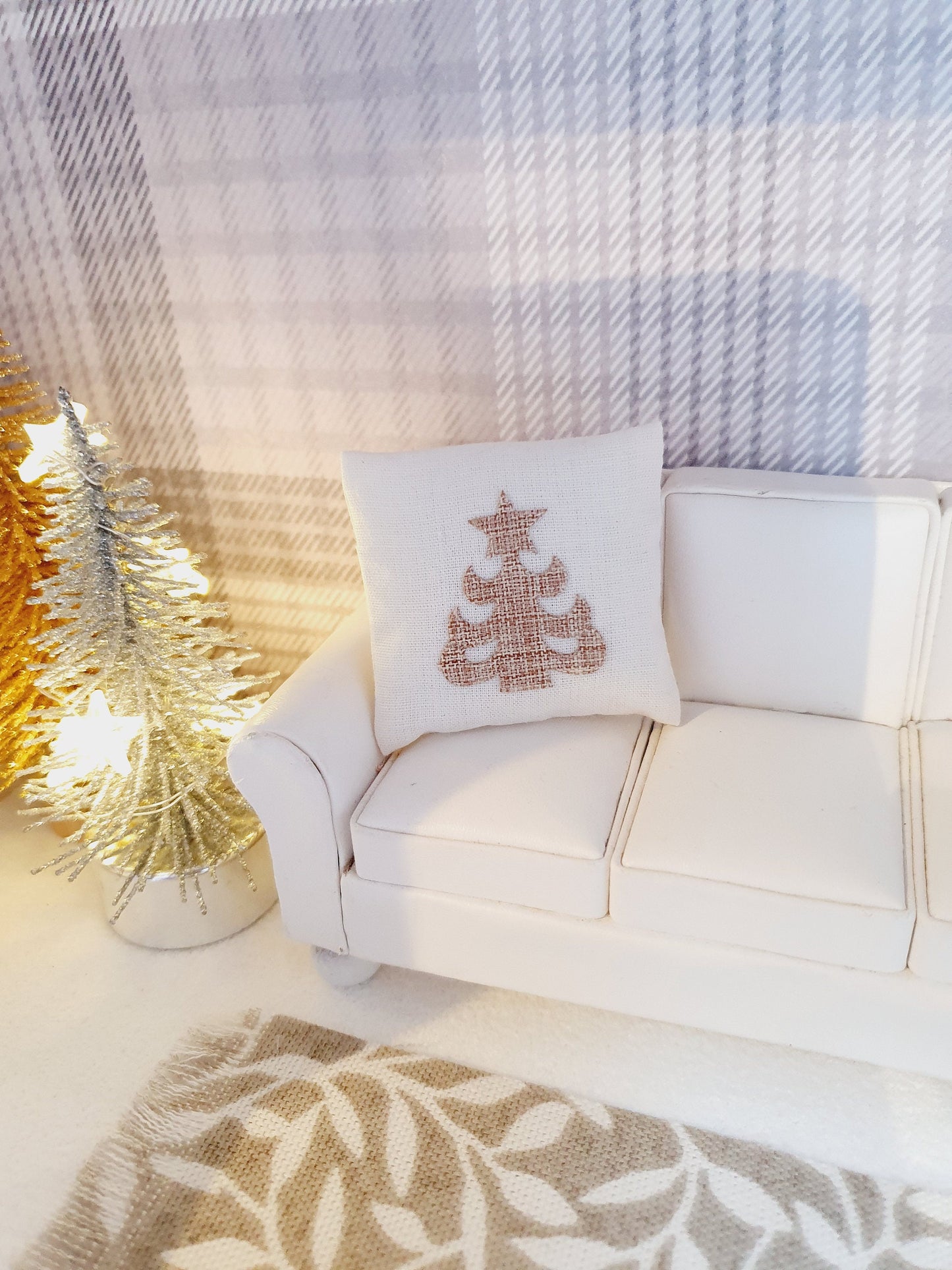 Dolls house Christmas Tree cushion, Choice of colours, 12th scale cushions, miniature cushion