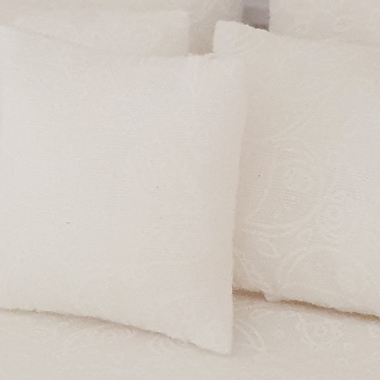 Dolls house 6 piece set, White Paisley double bedding set, 12th scale, miniature bedding