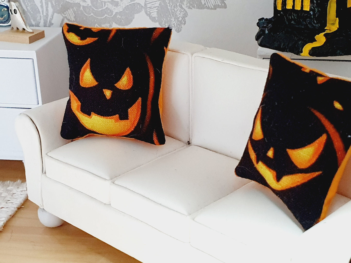 Dolls house 2x Halloween Pumpkin Cushions, 12th scale cushions, miniature cushion, Halloween, Pumpkins
