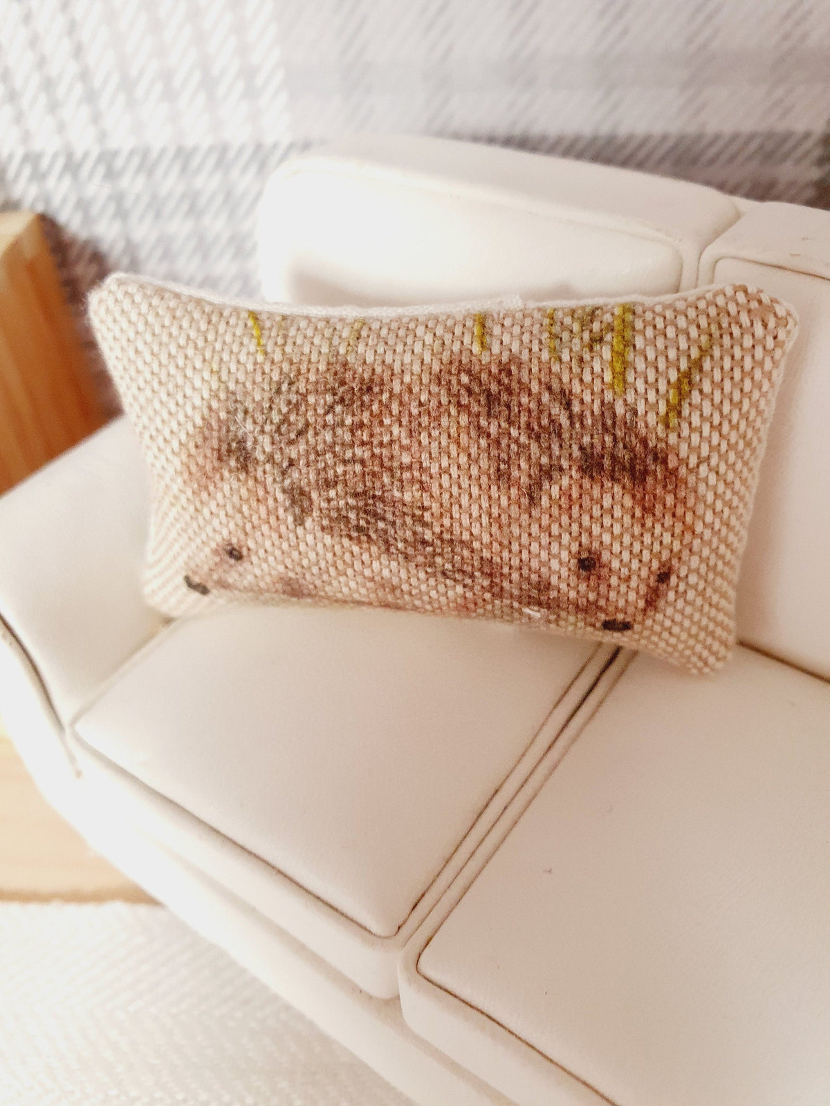 Dolls house 1x Hedgehogs cushion, Cute Pair of Hedgehogs, 12th scale cushions, miniature cushion
